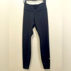 Nike Dri-Fit leggings size Medium